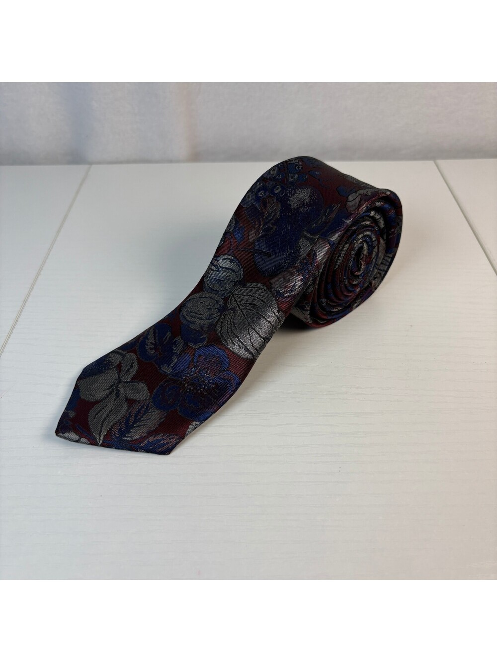 Vintage Bugle Boy Mens Necktie Floral Botanical Tapestry Burgundy Blue Poly USA